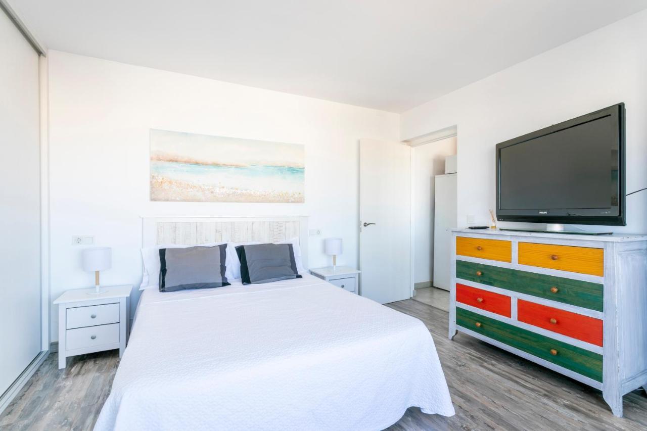 Beach Suite, City & Mountain View Alicante Exterior foto