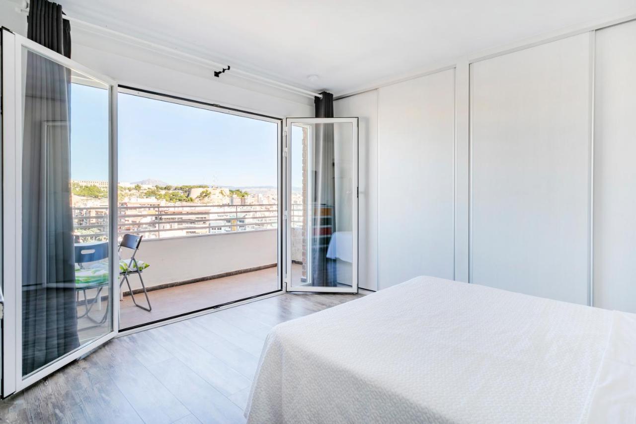 Beach Suite, City & Mountain View Alicante Exterior foto
