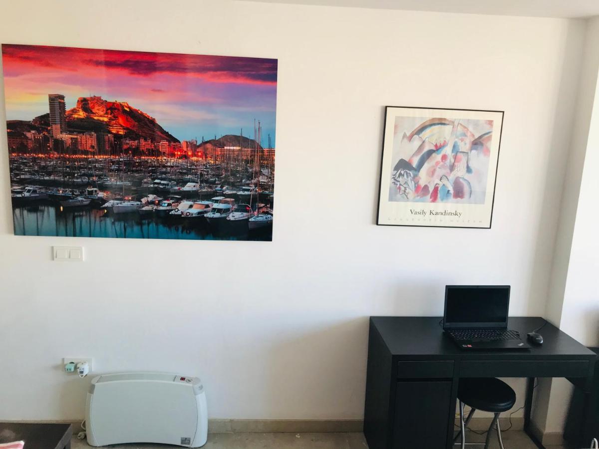 Beach Suite, City & Mountain View Alicante Exterior foto